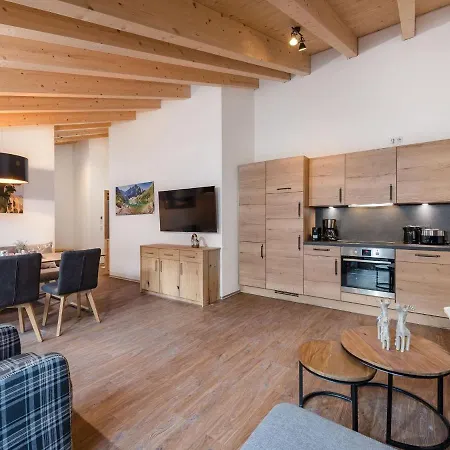 Luxurious Flat In A Great Location On The Hochkoenig Semesterbostad *